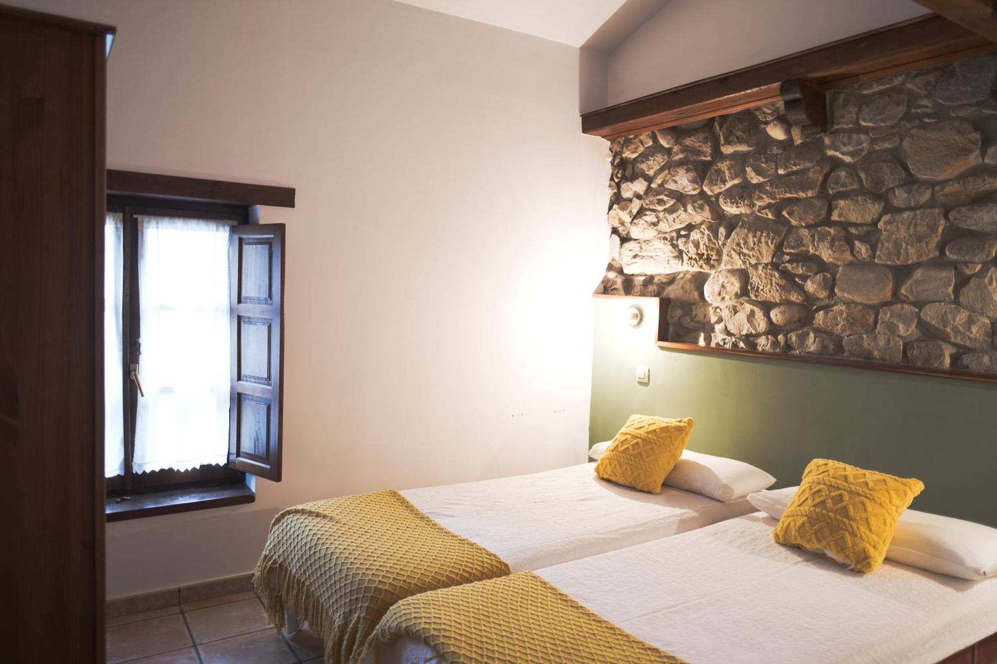 Posada La Estela De Barros Corrales De Buelna Eksteriør billede