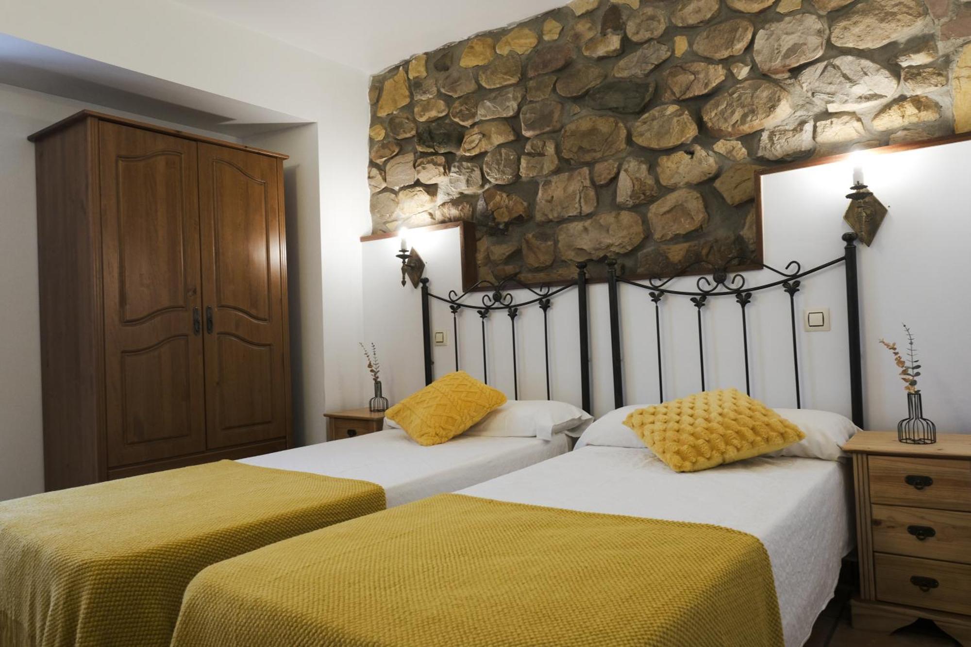 Posada La Estela De Barros Corrales De Buelna Eksteriør billede