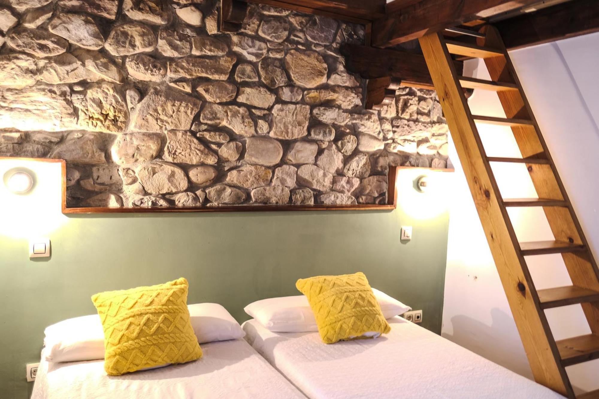Posada La Estela De Barros Corrales De Buelna Eksteriør billede