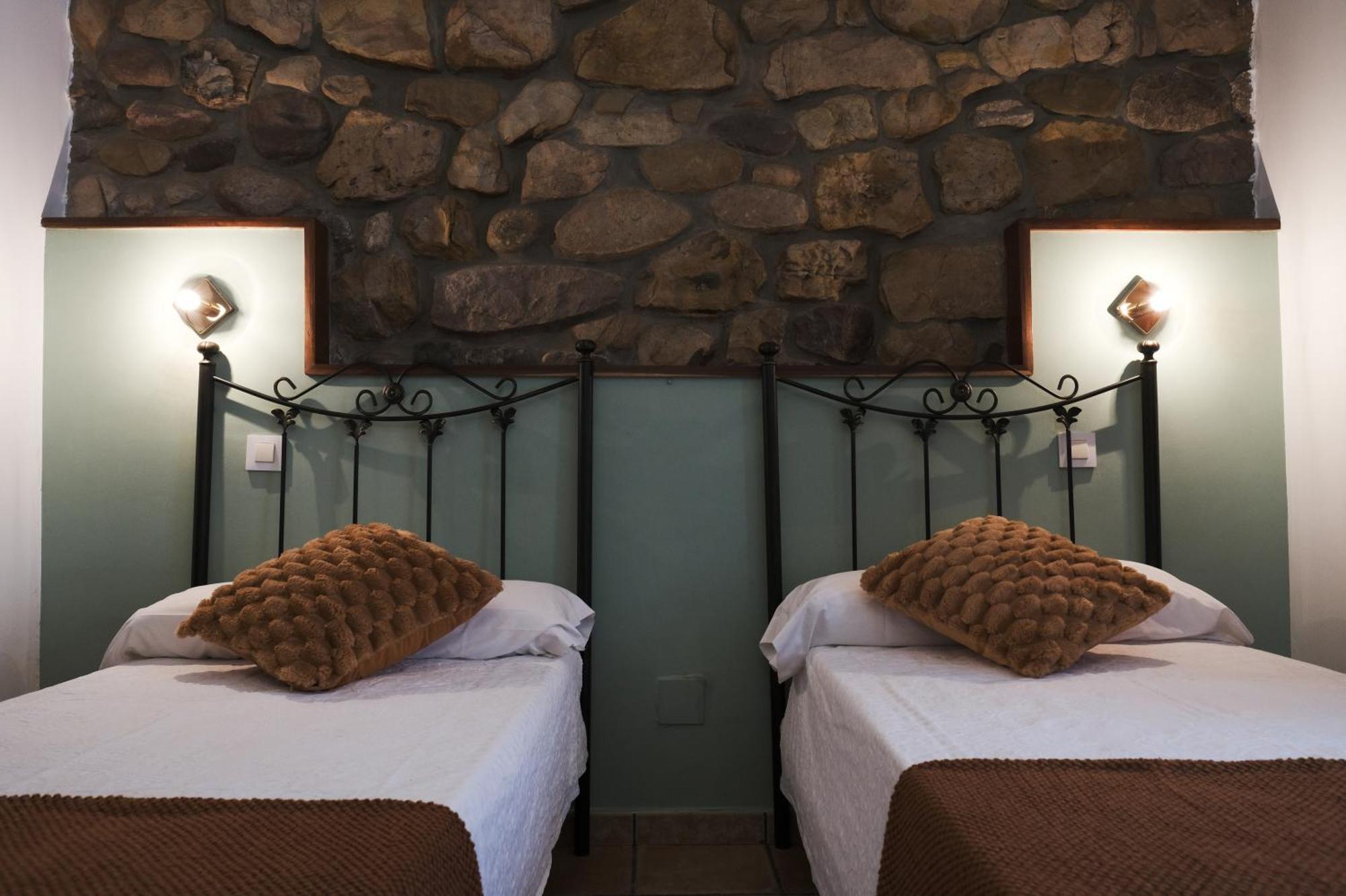 Posada La Estela De Barros Corrales De Buelna Eksteriør billede