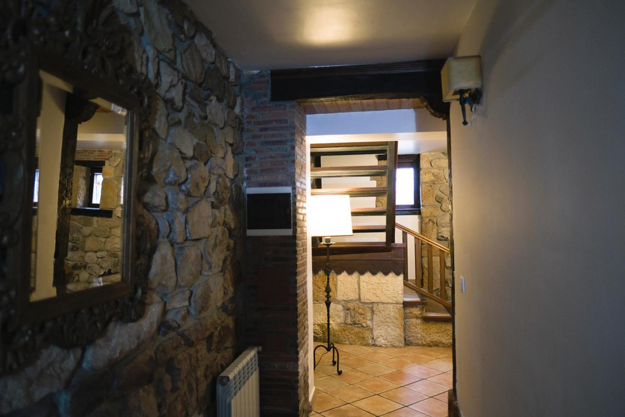 Posada La Estela De Barros Corrales De Buelna Eksteriør billede