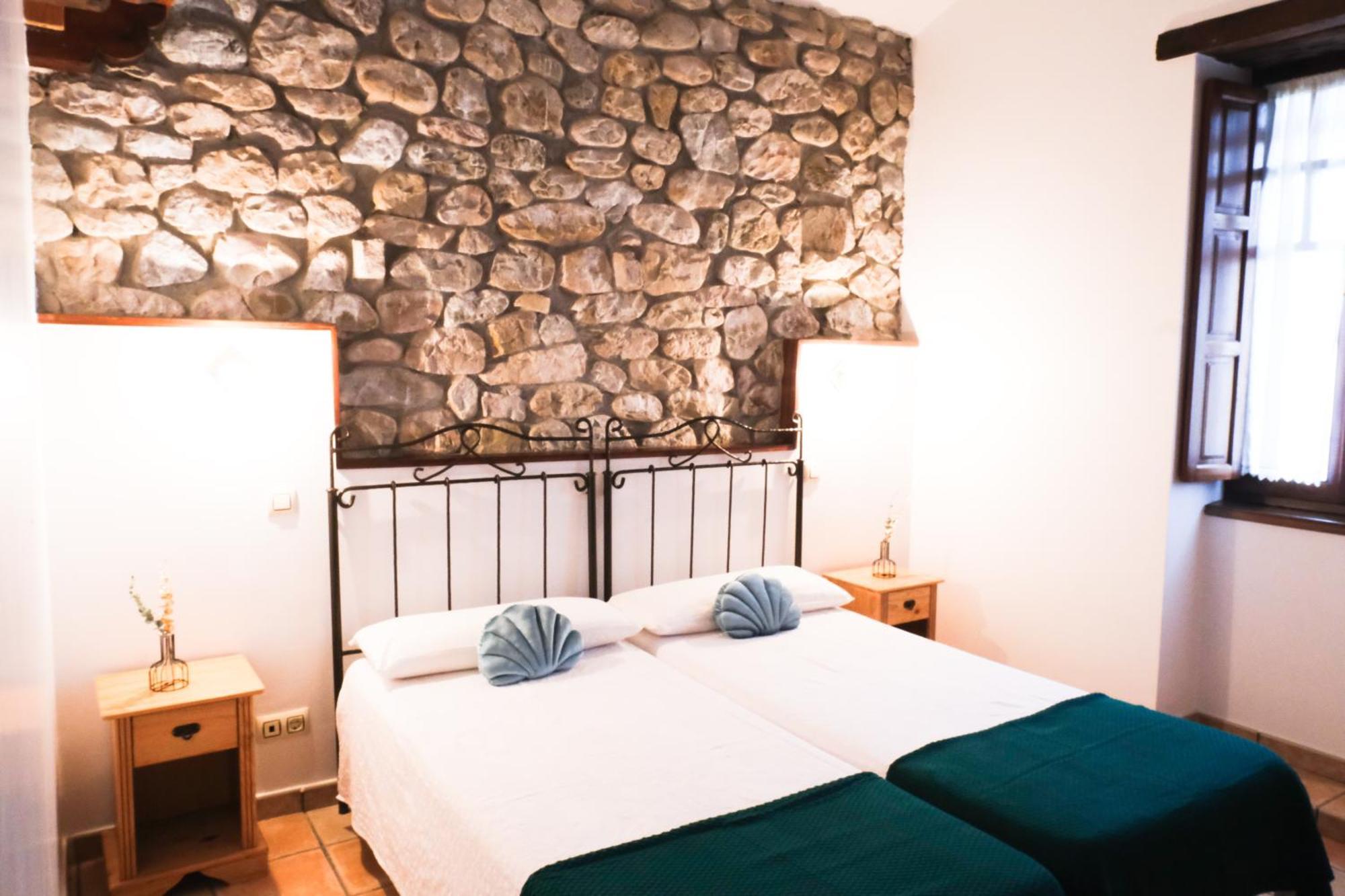 Posada La Estela De Barros Corrales De Buelna Eksteriør billede