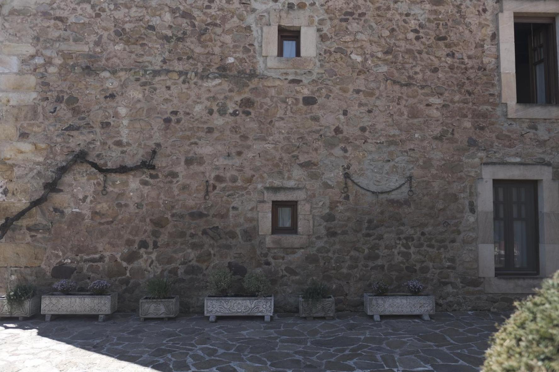 Posada La Estela De Barros Corrales De Buelna Eksteriør billede